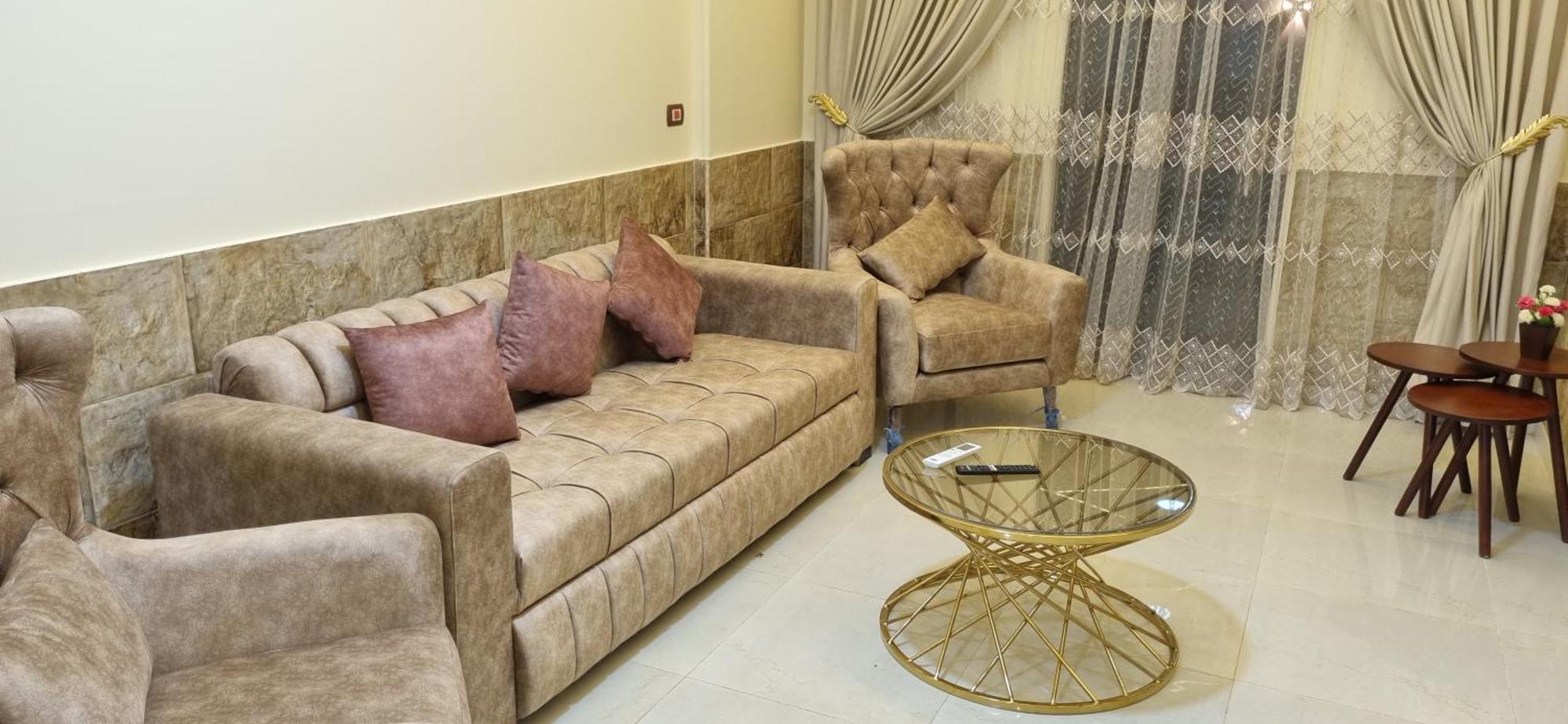 New Furnished Studio- Shehab St Apartment