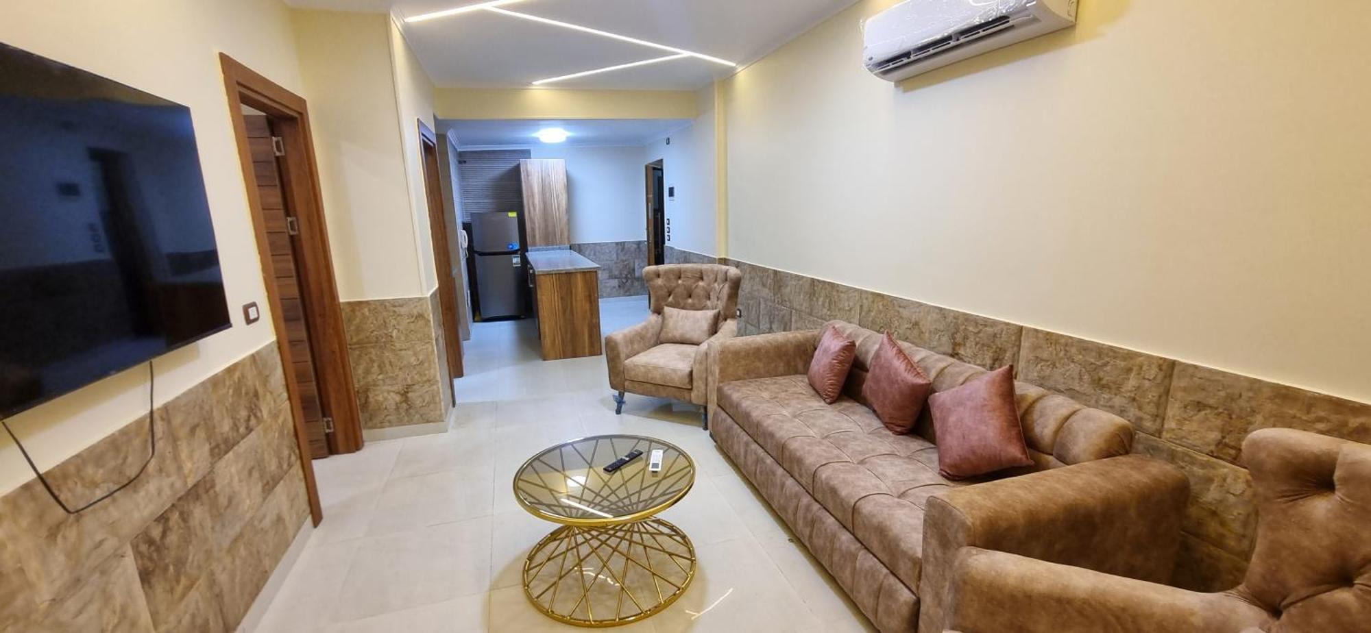 Apartment New Furnished Studio- Shehab St *
