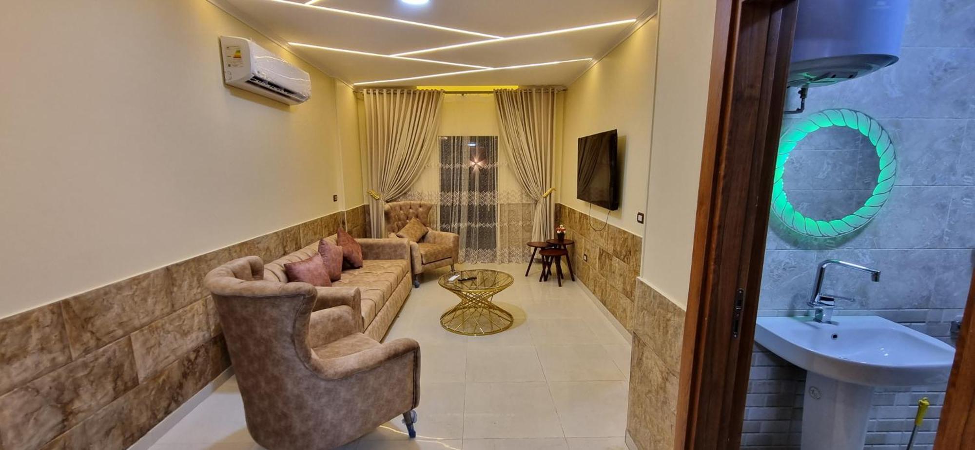 New Furnished Studio- Shehab St * Cairo