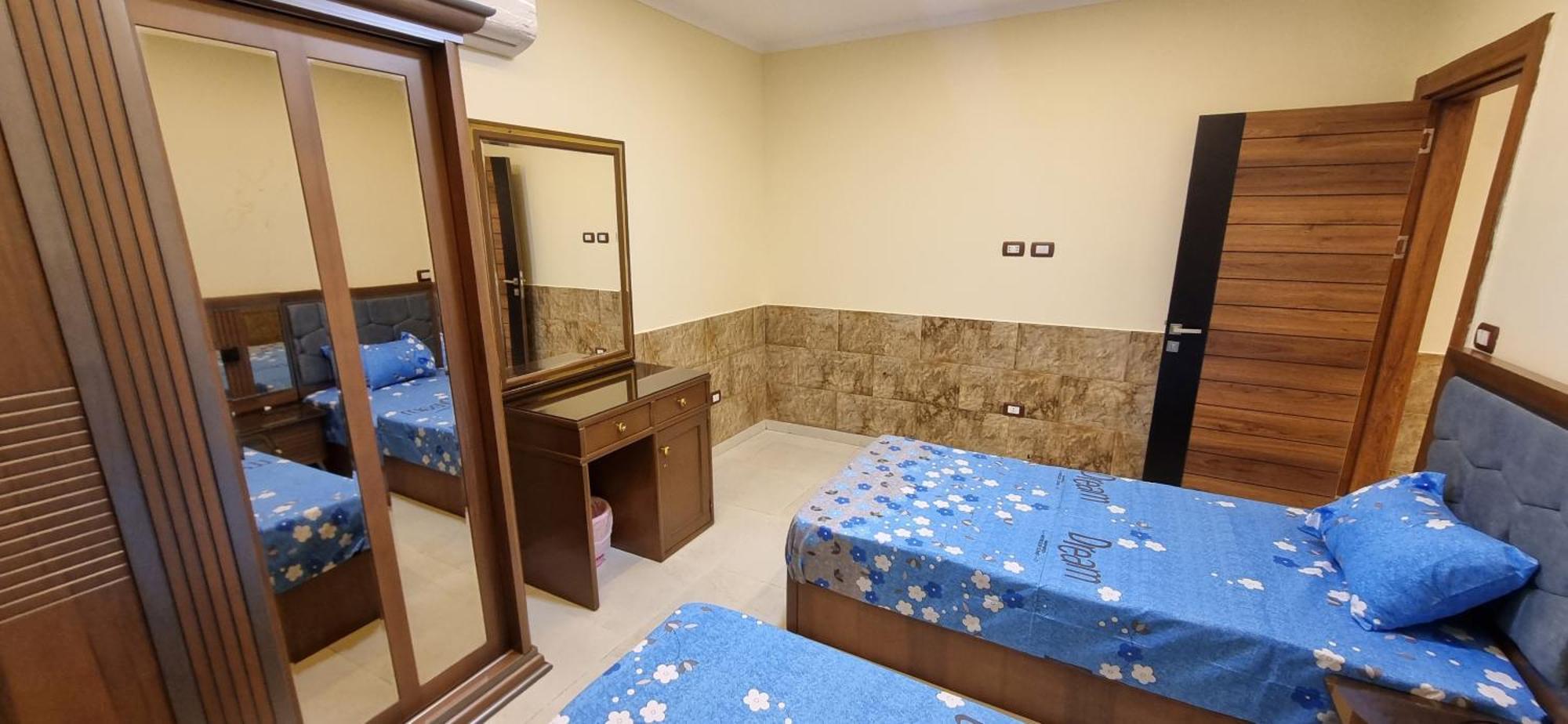 Apartment New Furnished Studio- Shehab St *